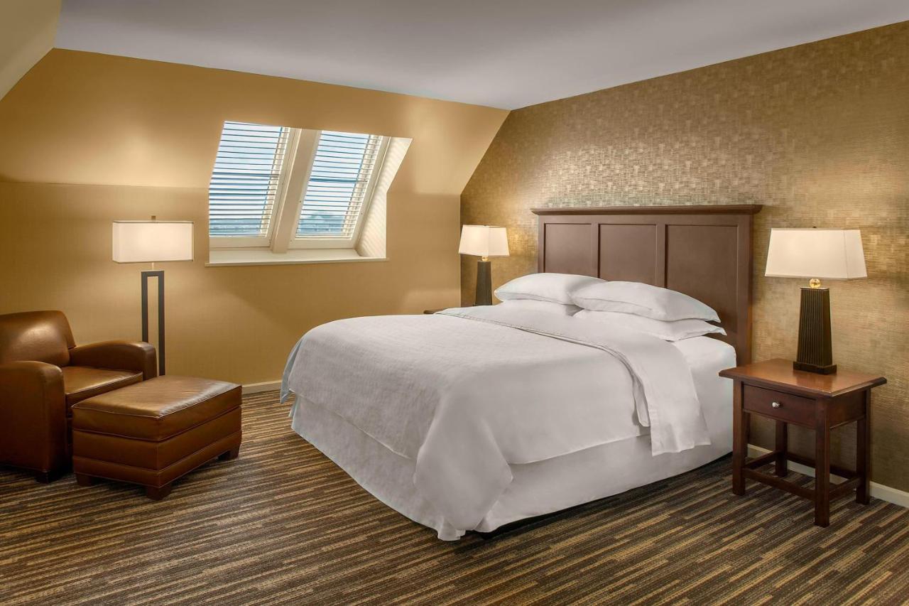 | Sheraton Suites Akron Cuyahoga Falls
