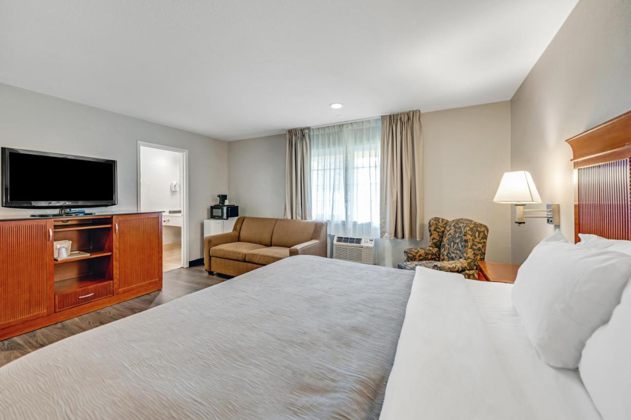 King Room - Non-Smoking at Quality Inn Santa Cruz Downtown Area
