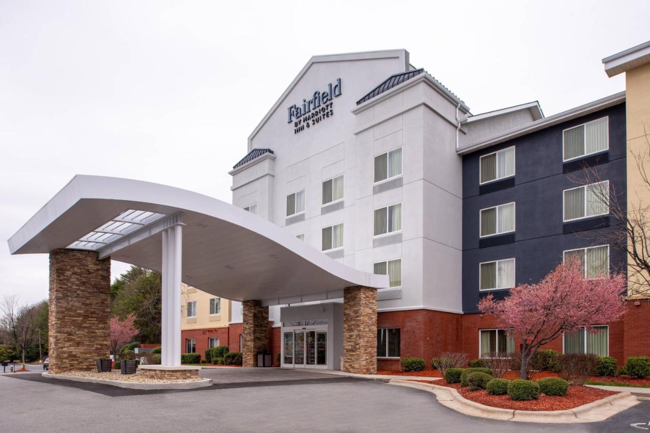  | Fairfield Inn & Suites Greensboro Wendover