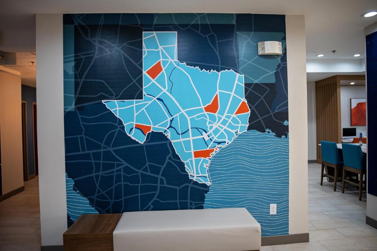  | Holiday Inn Express & Suites Center, an IHG Hotel