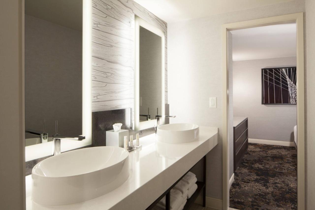 | Dallas/Fort Worth Airport Marriott