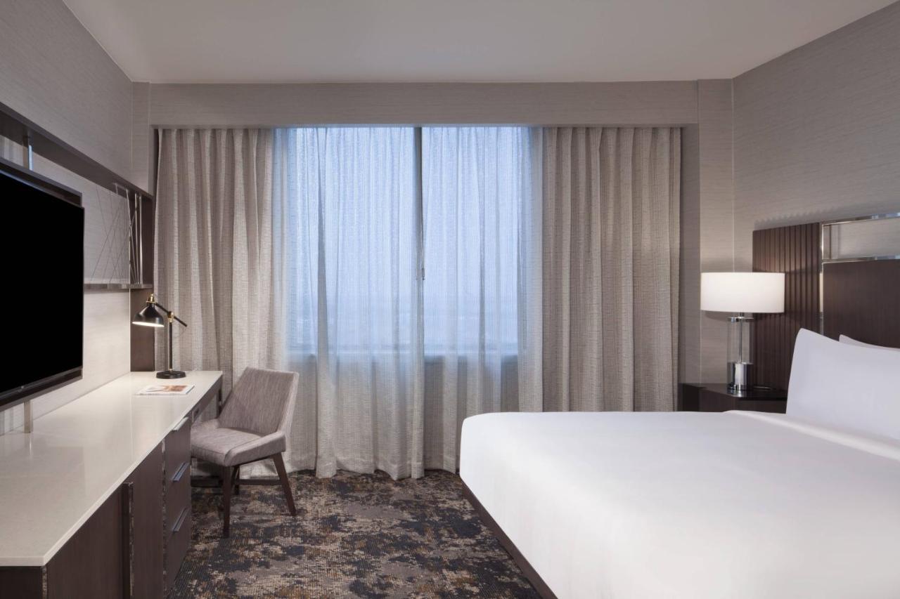 | Dallas/Fort Worth Airport Marriott