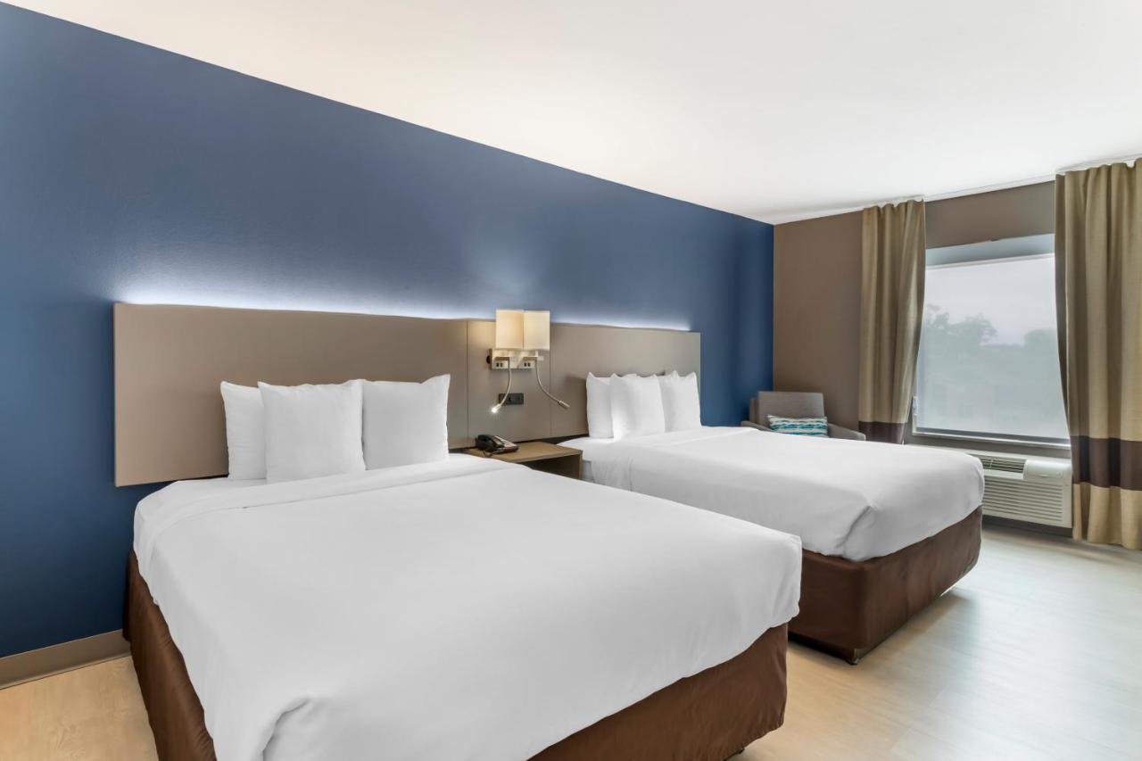 Queen Room with Two Queen Beds - Non-Smoking at Comfort Inn & Suites Houston FM1960 - Champions