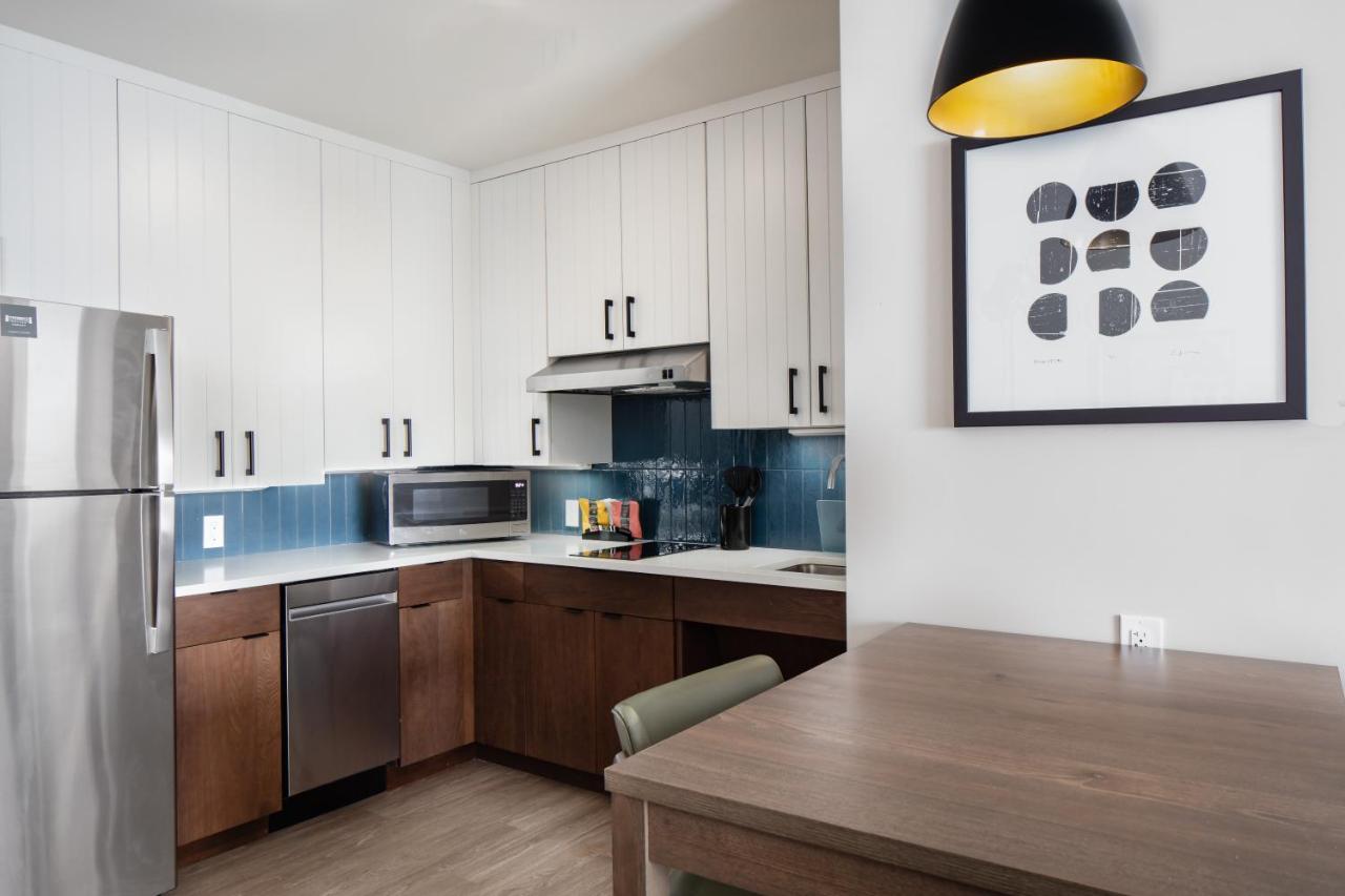 King Studio Suite - Hearing Accessible/Non-Smoking at Staybridge Suites Iowa City Coralville by IHG