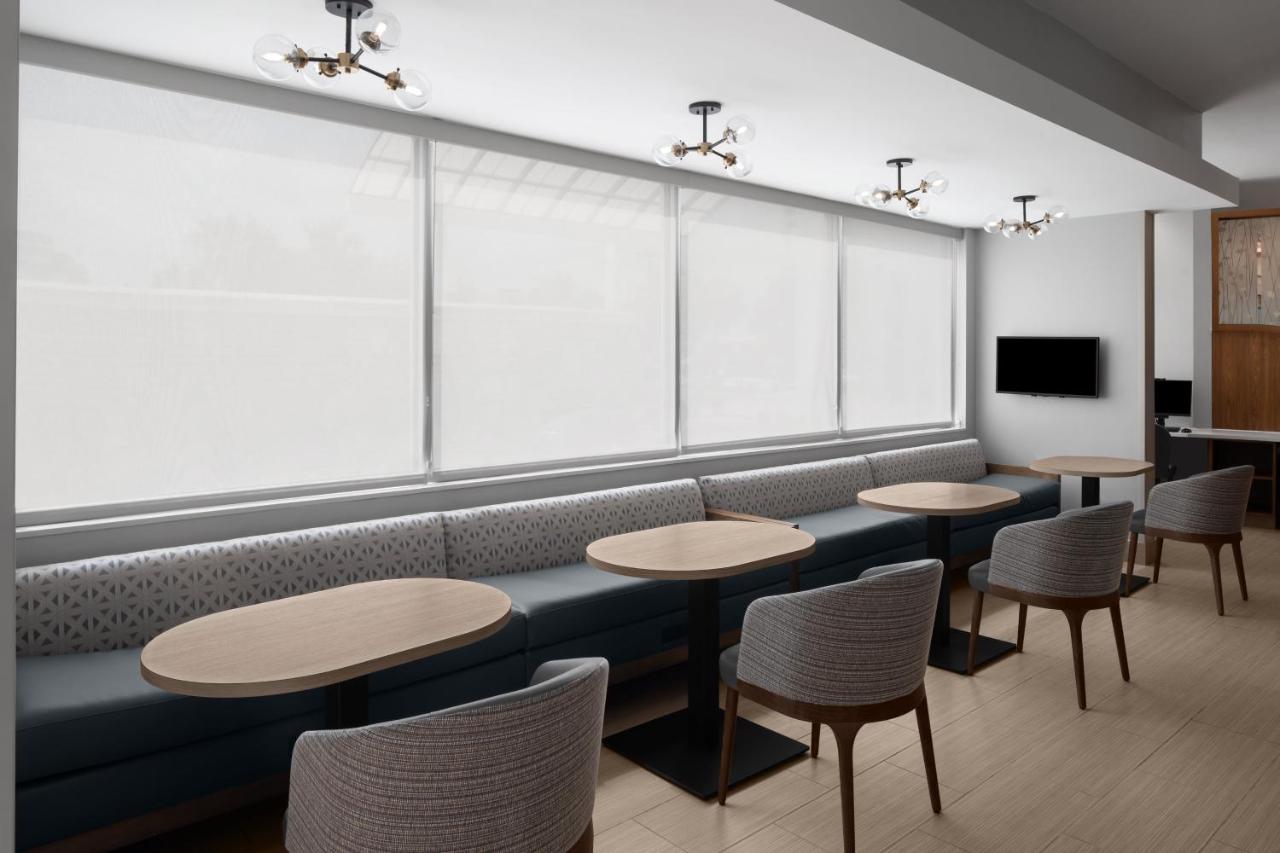| SpringHill Suites by Marriott Houston Intercontinental Arprt