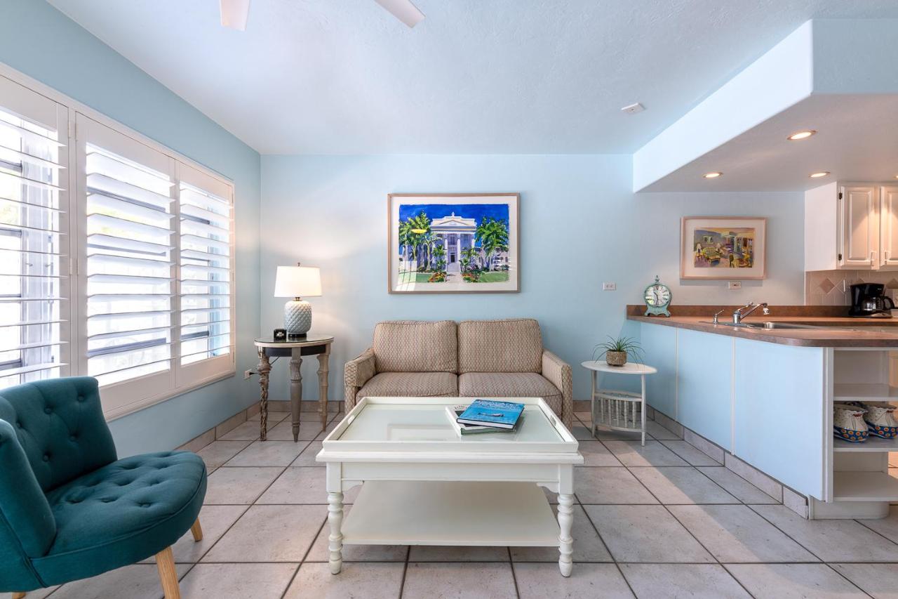 Deluxe Suite at Kona Kai Resort and Gallery - Adults Only