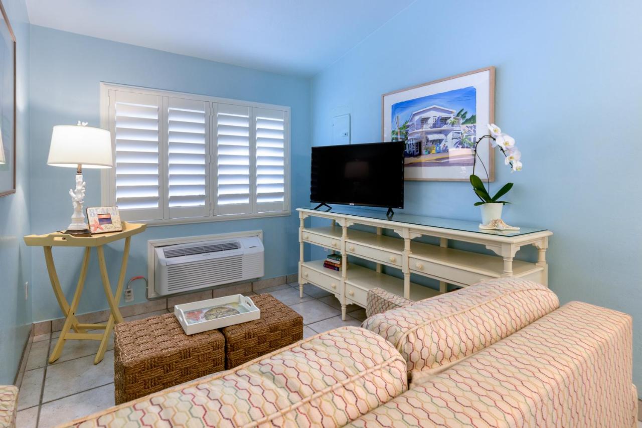 One-Bedroom Suite at Kona Kai Resort and Gallery - Adults Only