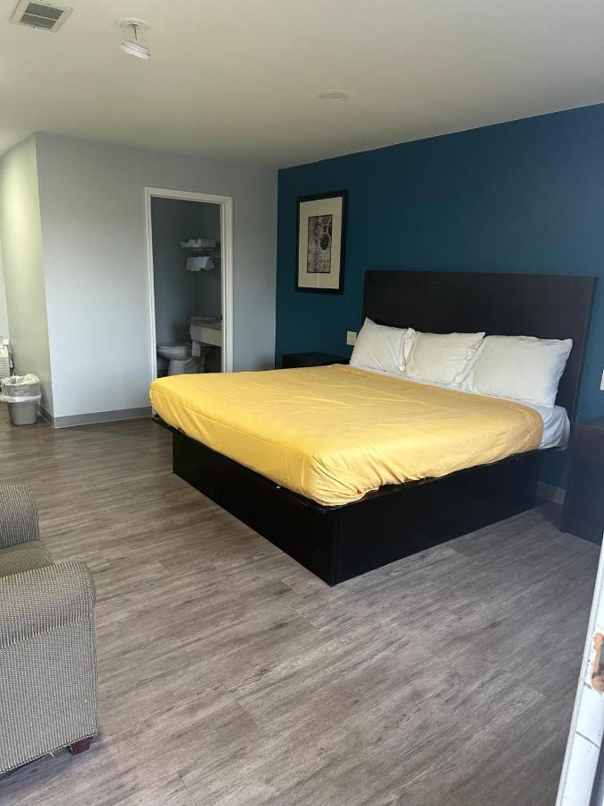 | Americas Best Value Inn