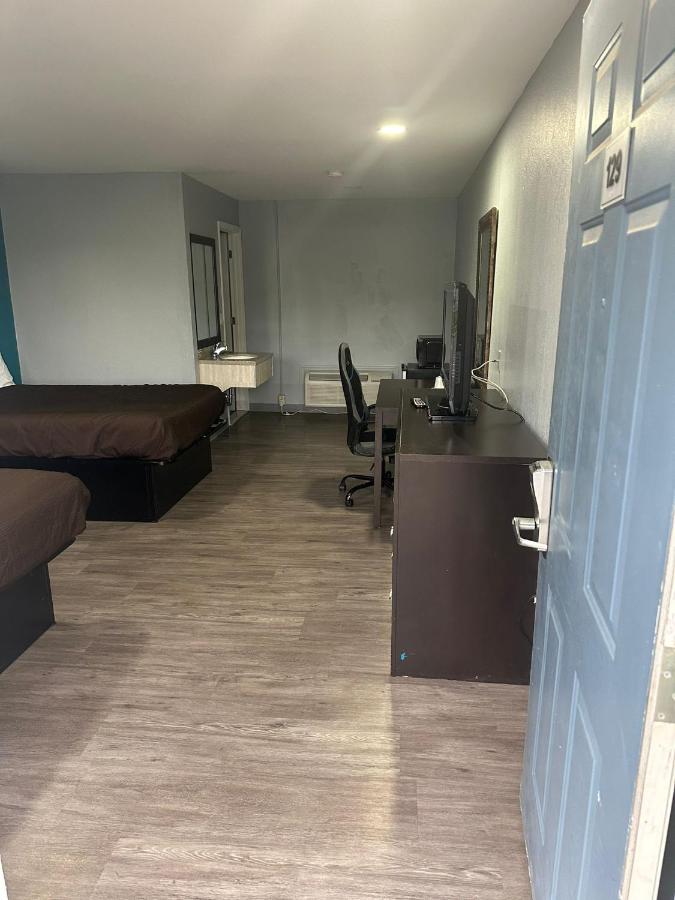 | Americas Best Value Inn