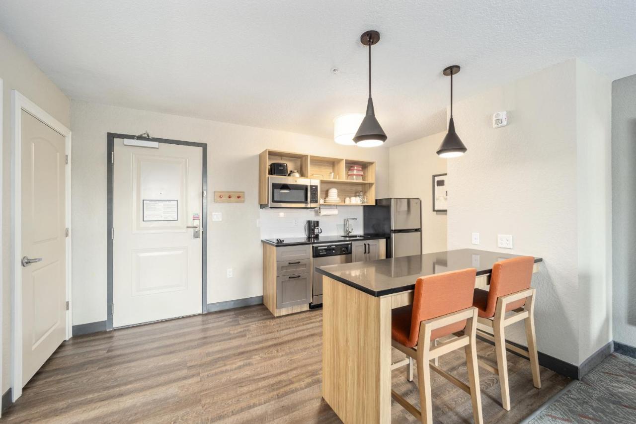 Suite at Candlewood Suites Ocala I-75 by IHG