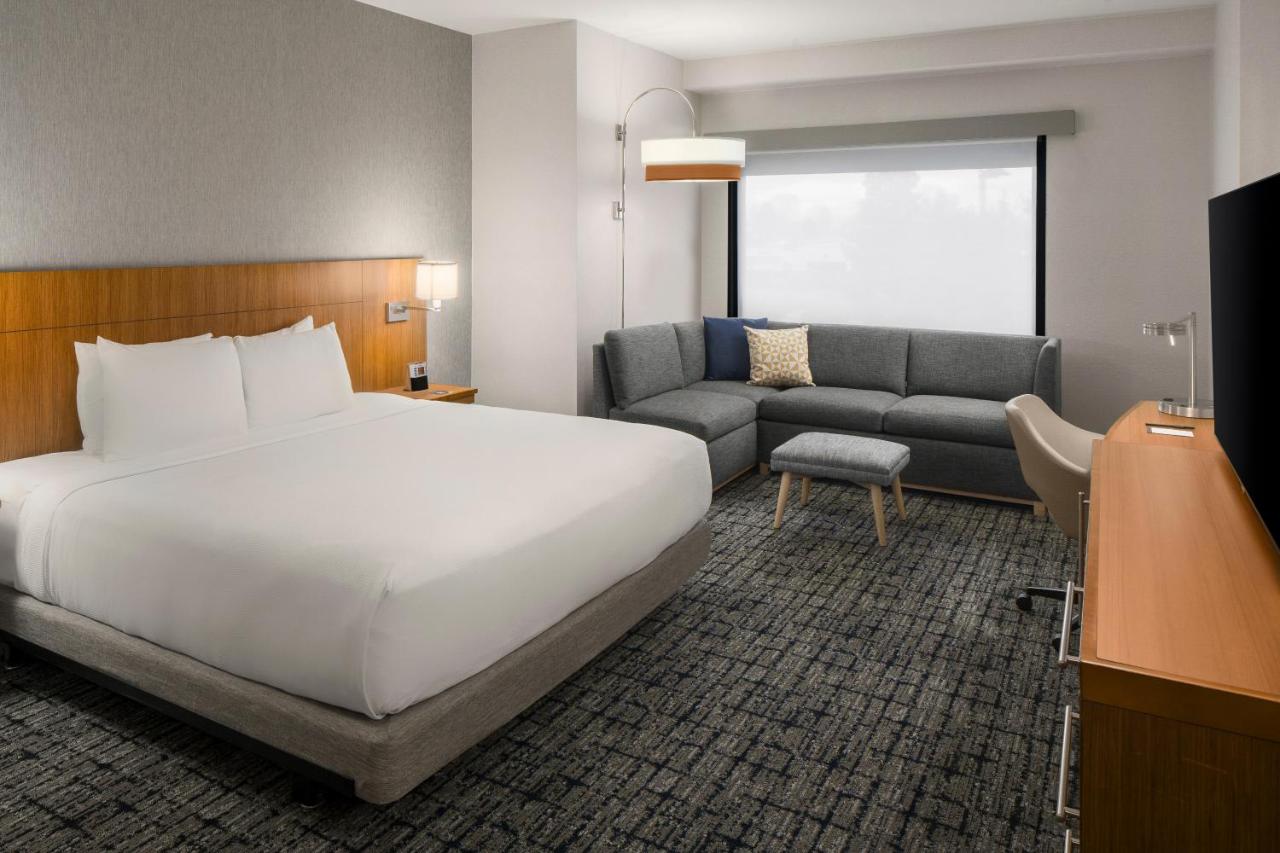King Room at Hyatt Place Denver/Cherry Creek