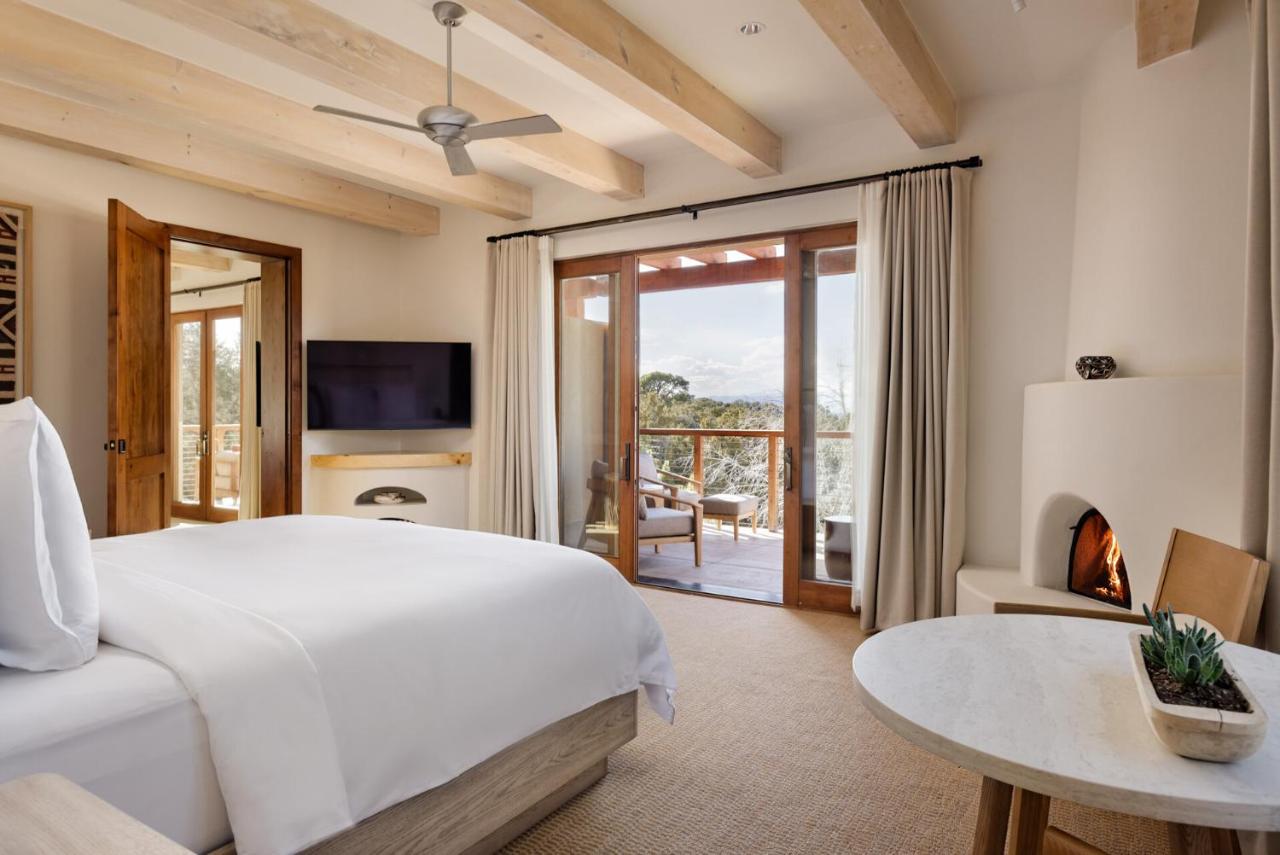 Two-Bedroom Interconnecting Deluxe at Four Seasons Resort Rancho Encantado Santa Fe