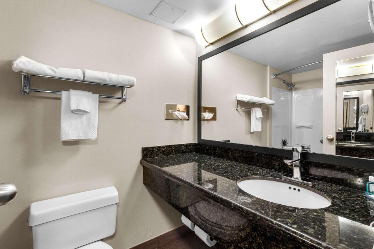 King Suite with Sofa Bed at Quality Inn & Suites Altoona