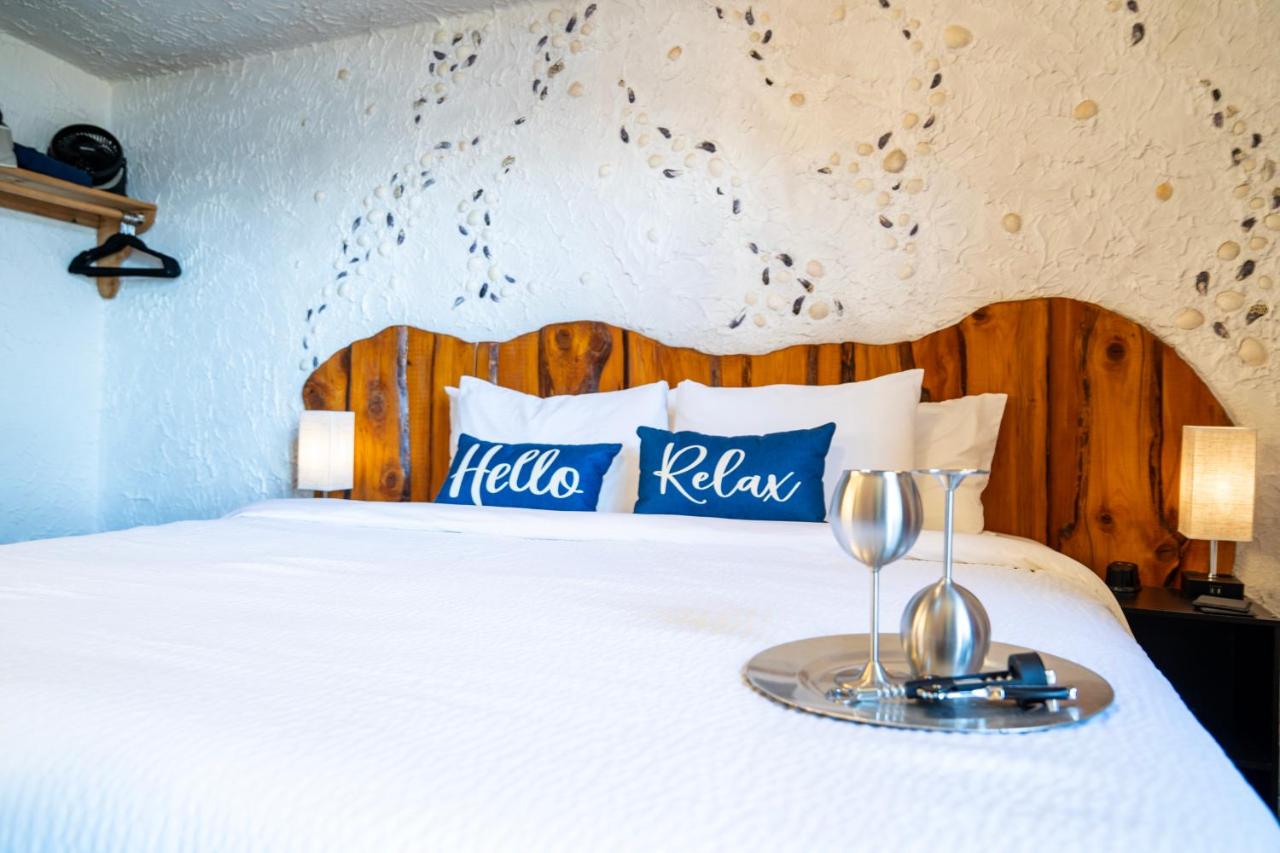 Superior Single Room with Sea View at Homer Inn and Spa