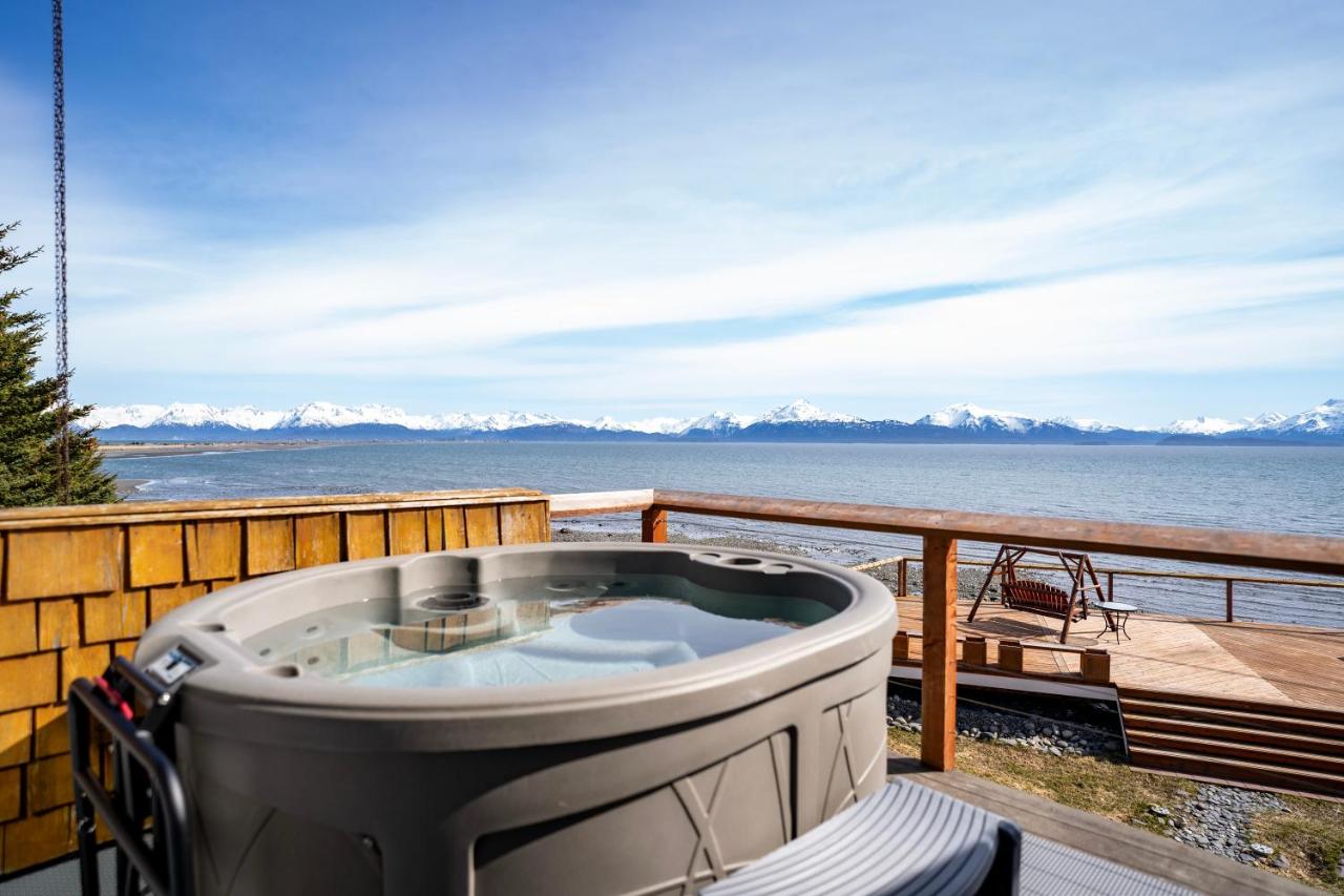 Superior Single Room with Sea View at Homer Inn and Spa