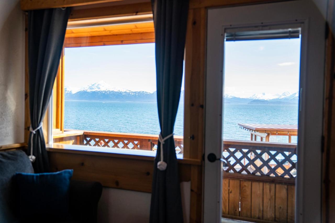 Studio with Ocean View at Homer Inn and Spa