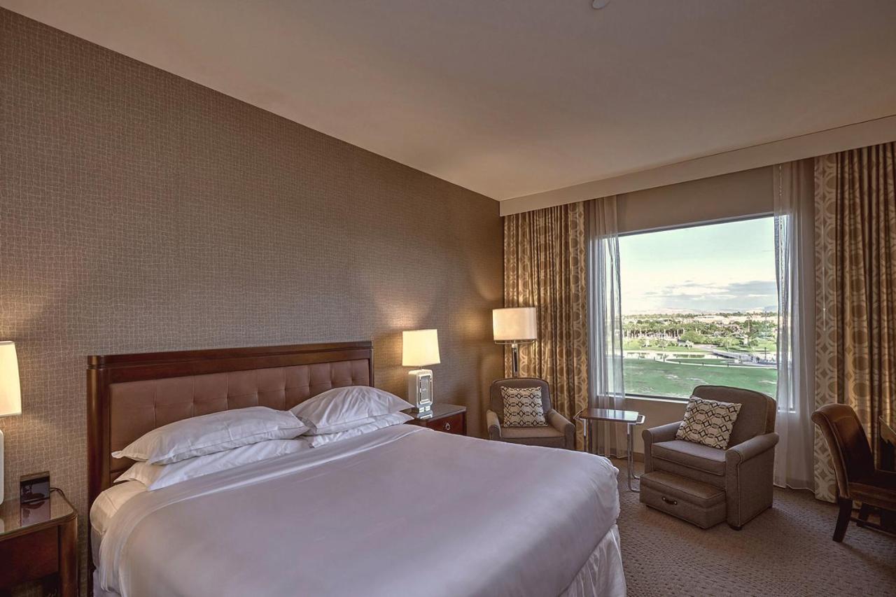  | Sheraton Mesa Hotel at Wrigleyville West