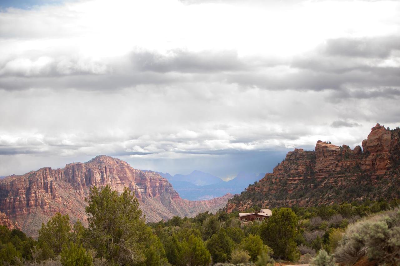  | Zion Villa