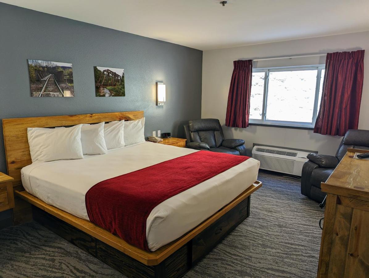 King Room - Non-Smoking at First Gold Gaming Resort