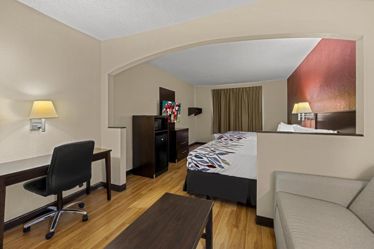 Suite with Two Queen Beds Non-Smoking at Red Roof Inn & Suites Albany, GA