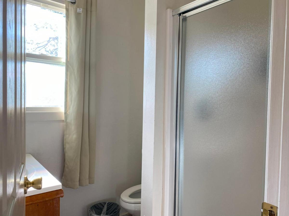 Two-Bedroom Suite at Blue Horizon Lodge