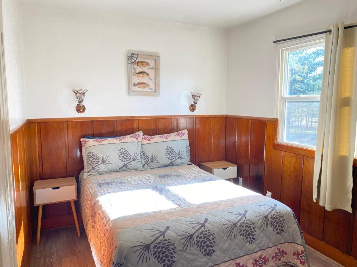 Two-Bedroom Suite at Blue Horizon Lodge