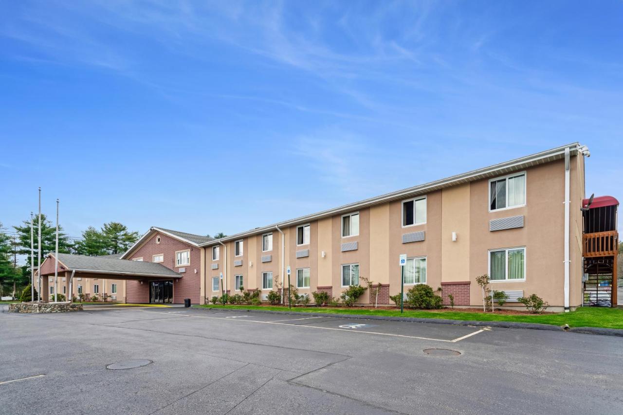 | Americas Best Value Inn Foxboro
