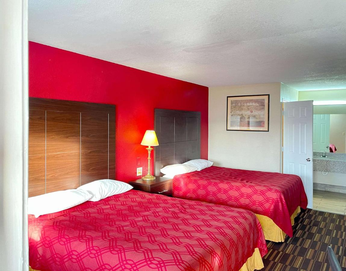 | Rodeway Inn - Pauls Valley