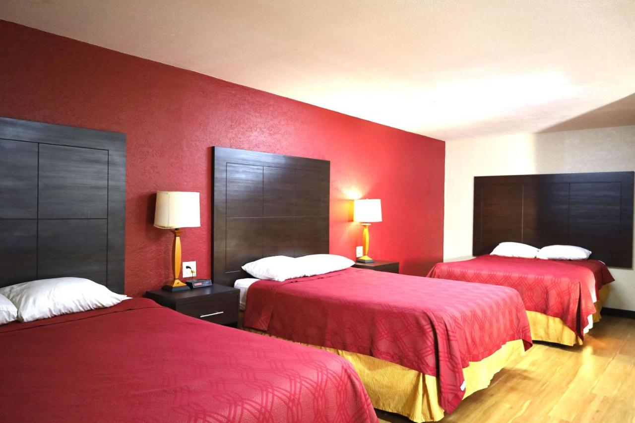 | Rodeway Inn - Pauls Valley