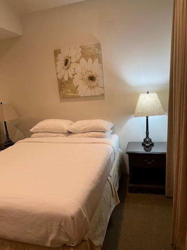| Sutton Inn