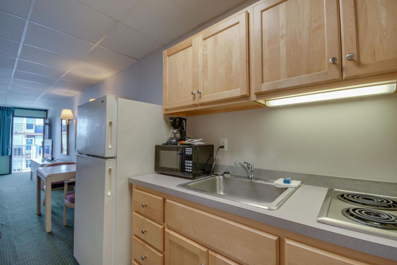 | Surf Inn Suites