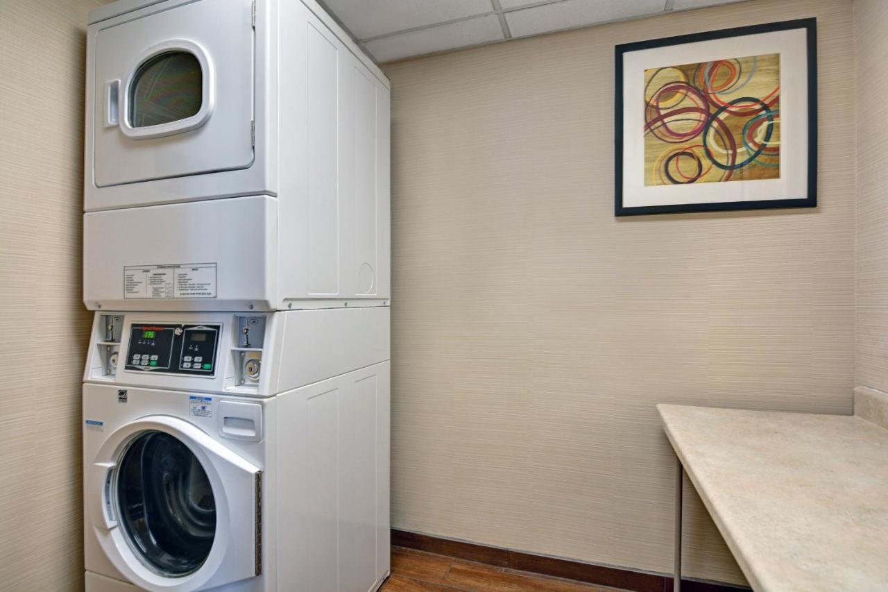 | Fairfield by Marriott Wallingford Meriden