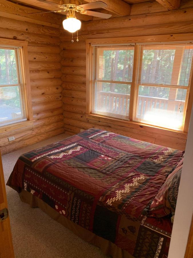 | Bear Paw Lodge