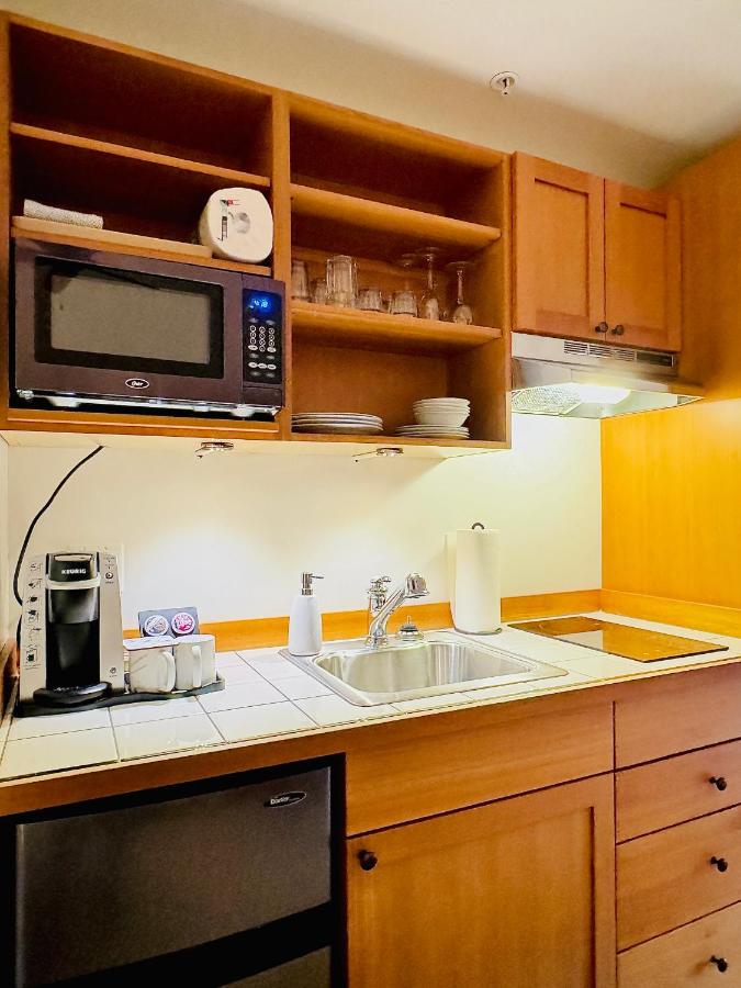 | Inn At Creek Street