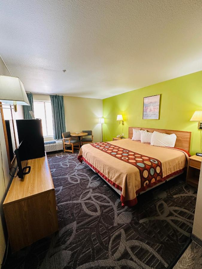 | Moab Gateway Inn at Arches Nat'l Park