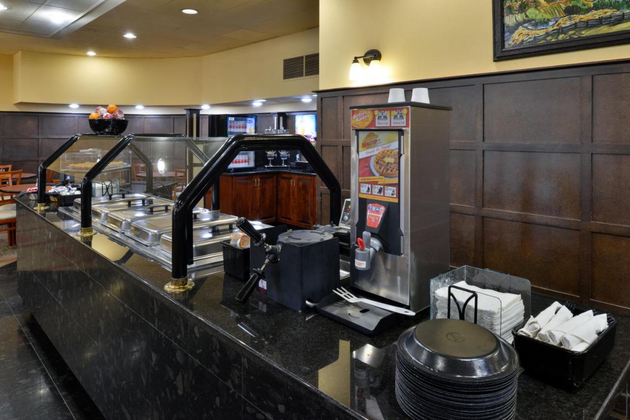 | Hawthorne Inn & Conference Center