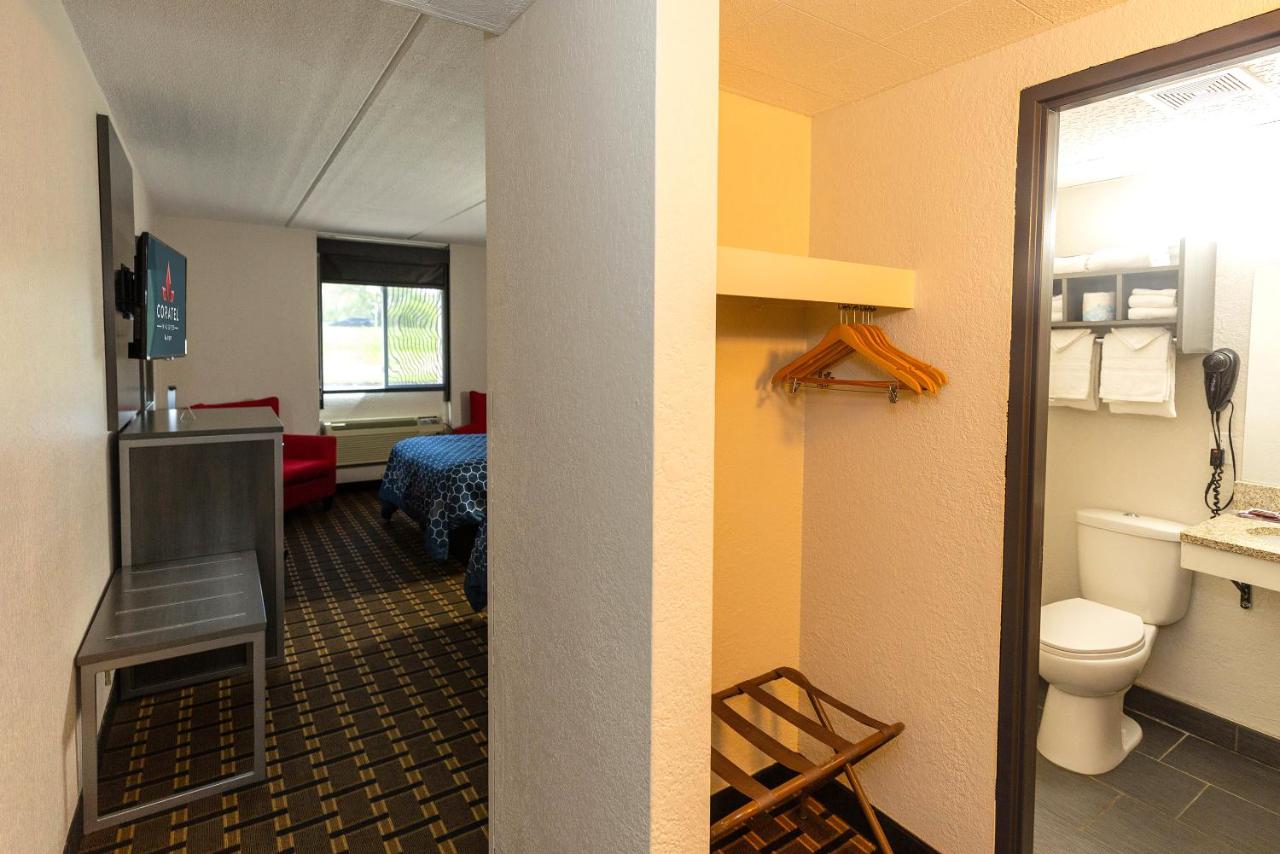 Deluxe Queen Room with Two Queen Beds at Coratel Inn & Suites by Jasper Mankato