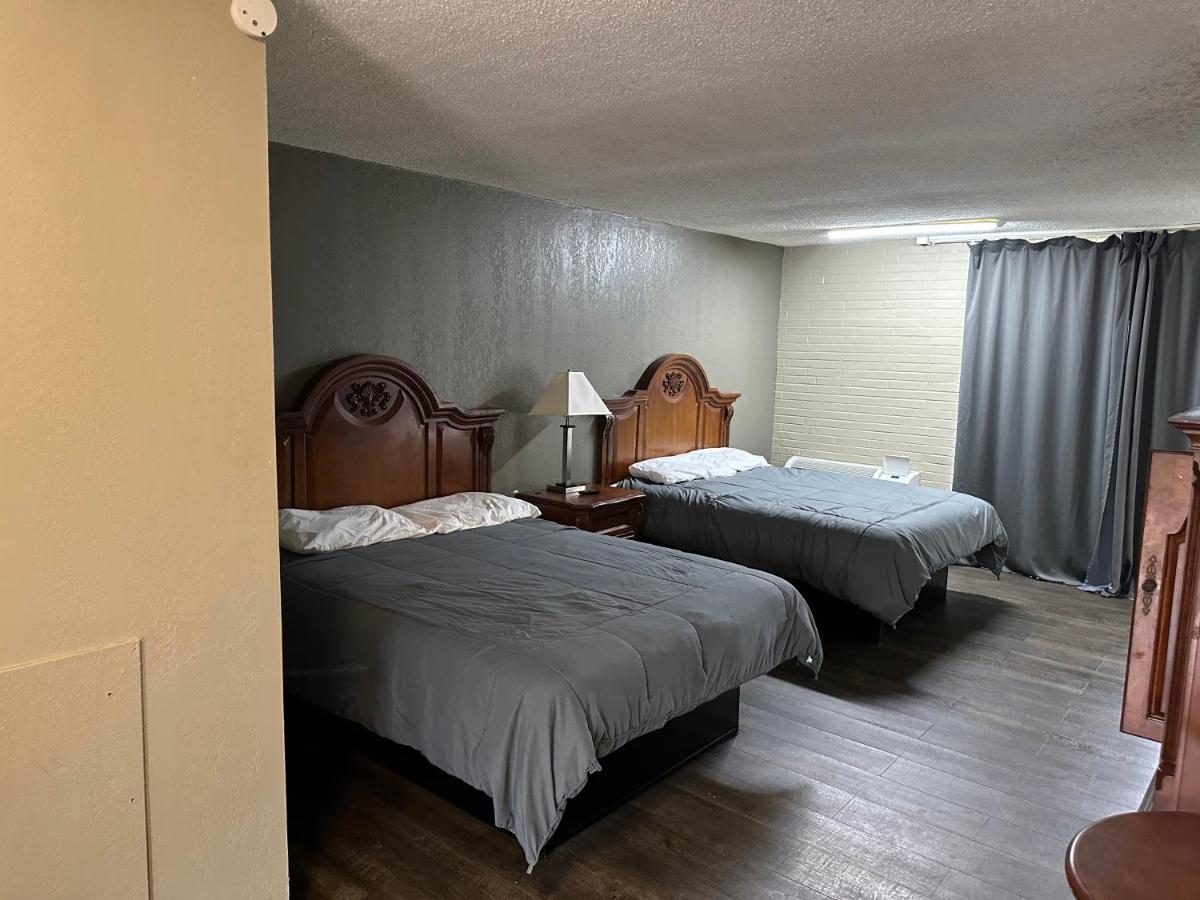 | Bravo Inn Greensboro