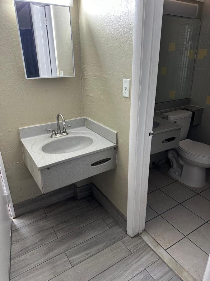 | Bravo Inn Greensboro