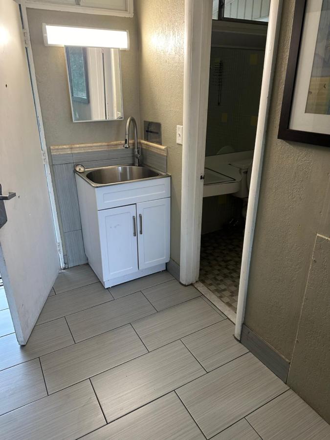 | Bravo Inn Greensboro