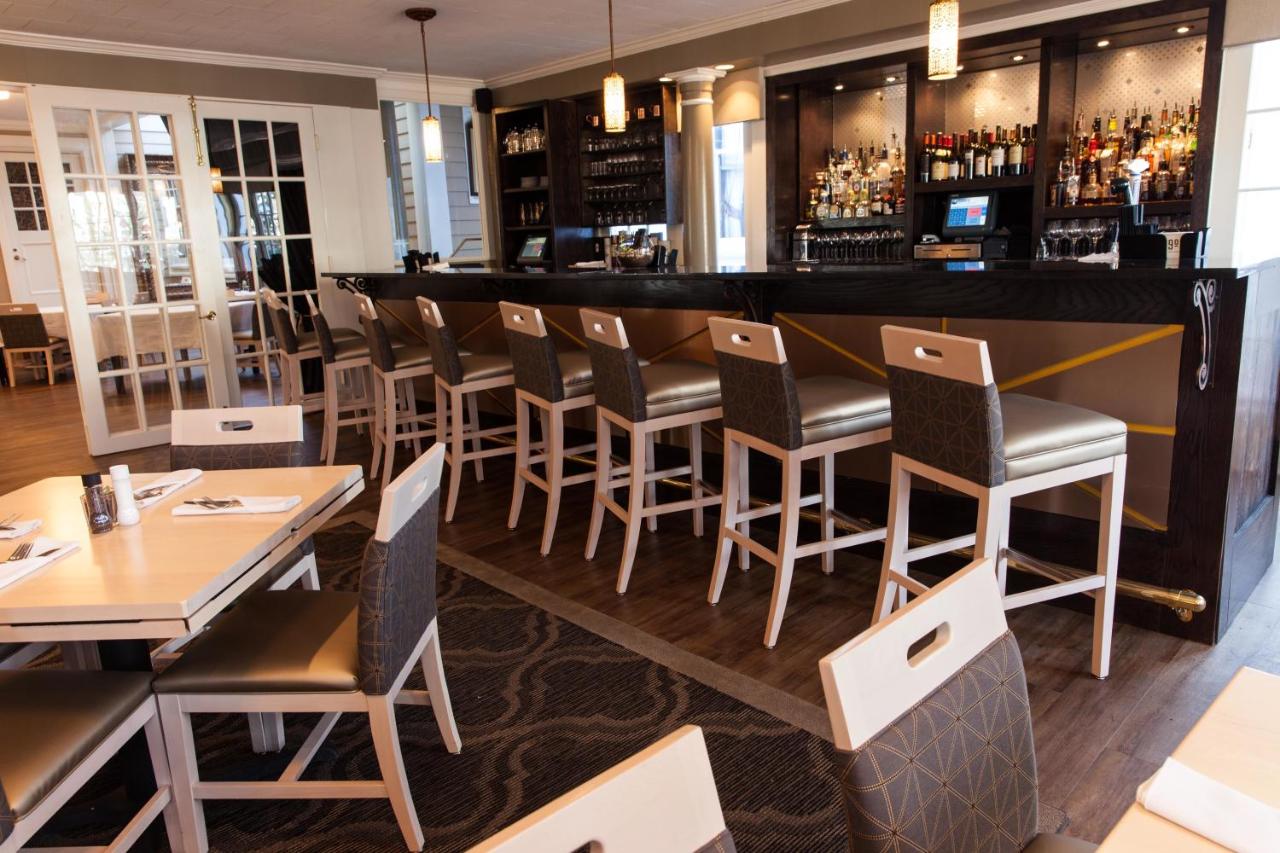 | Fairview Inn