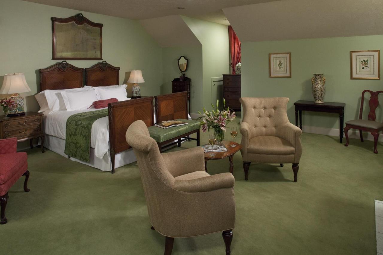 | Fairview Inn