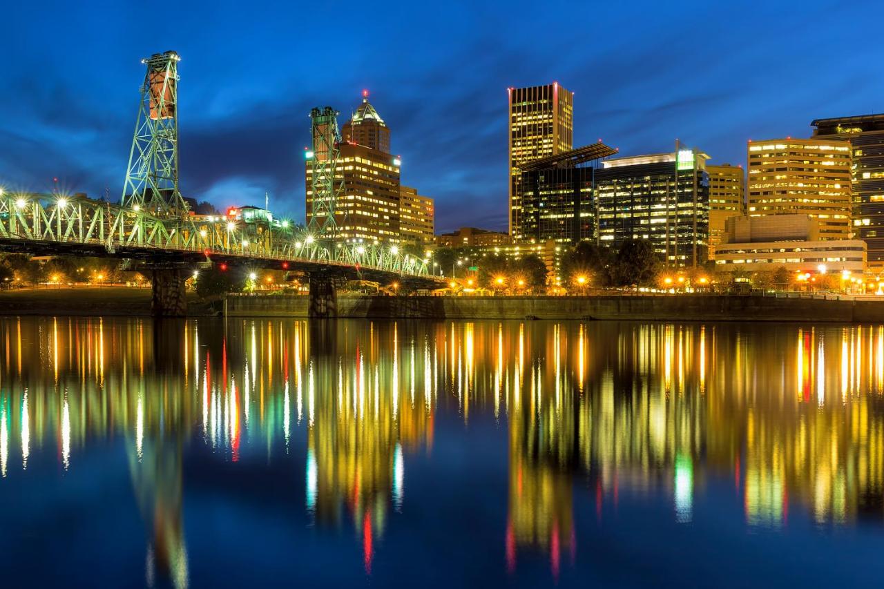 | Silver Cloud Hotel - Portland