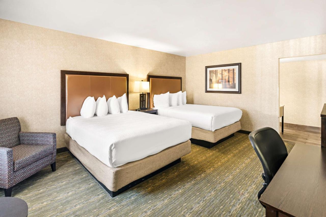 | Best Western Coral Hills