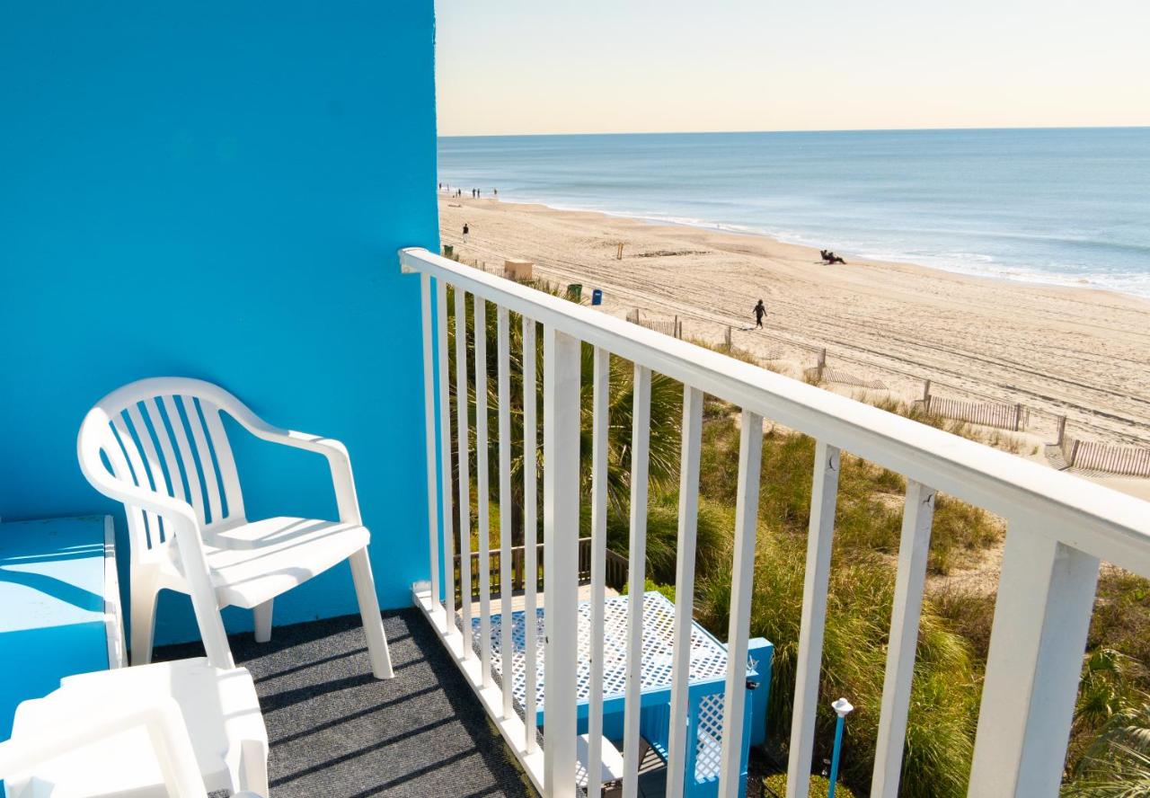 | Beach Club at Montego Inn