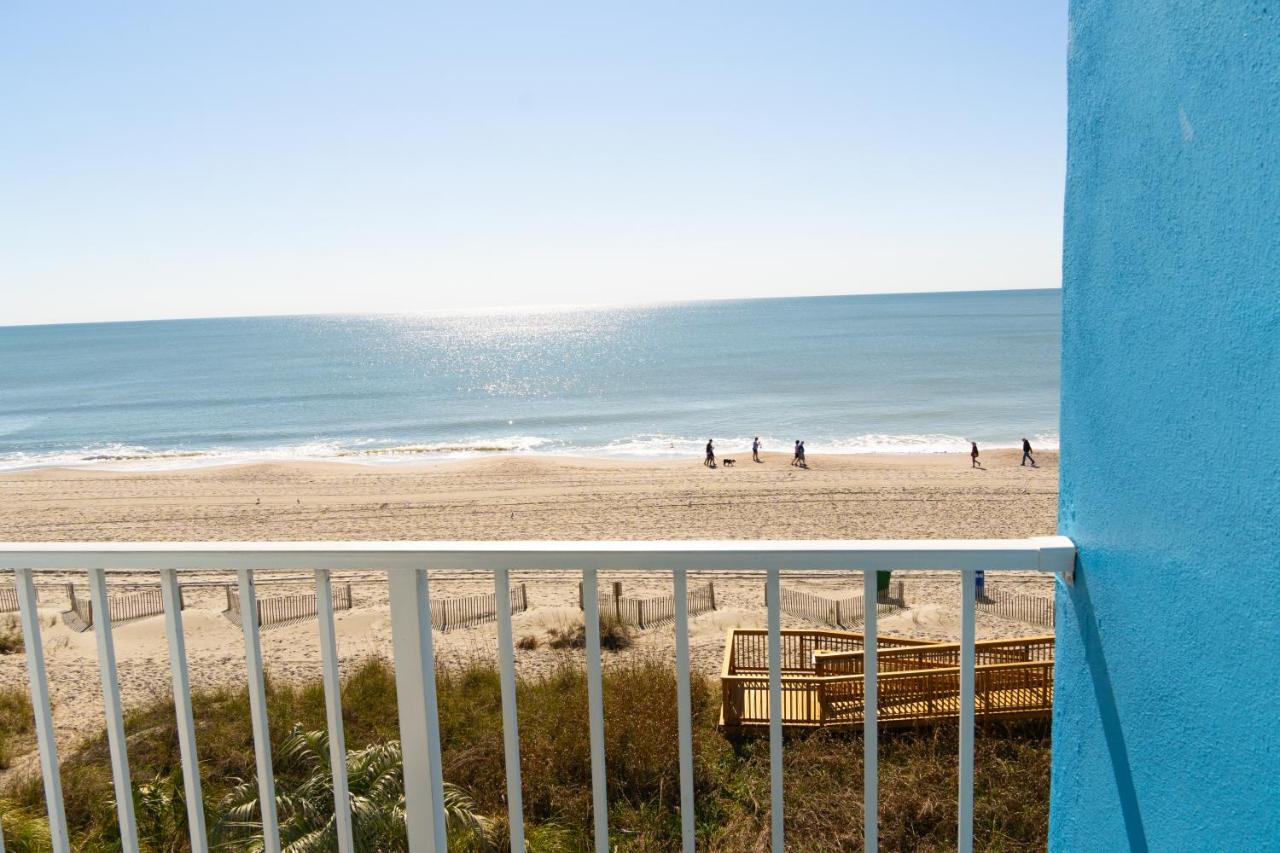 | Beach Club at Montego Inn