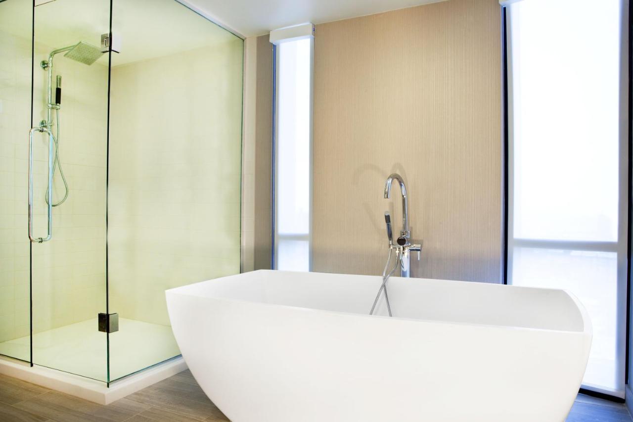 Renewal Suite, 1 Bedroom Presidential Suite, 1 King at The Westin Portland Harborview