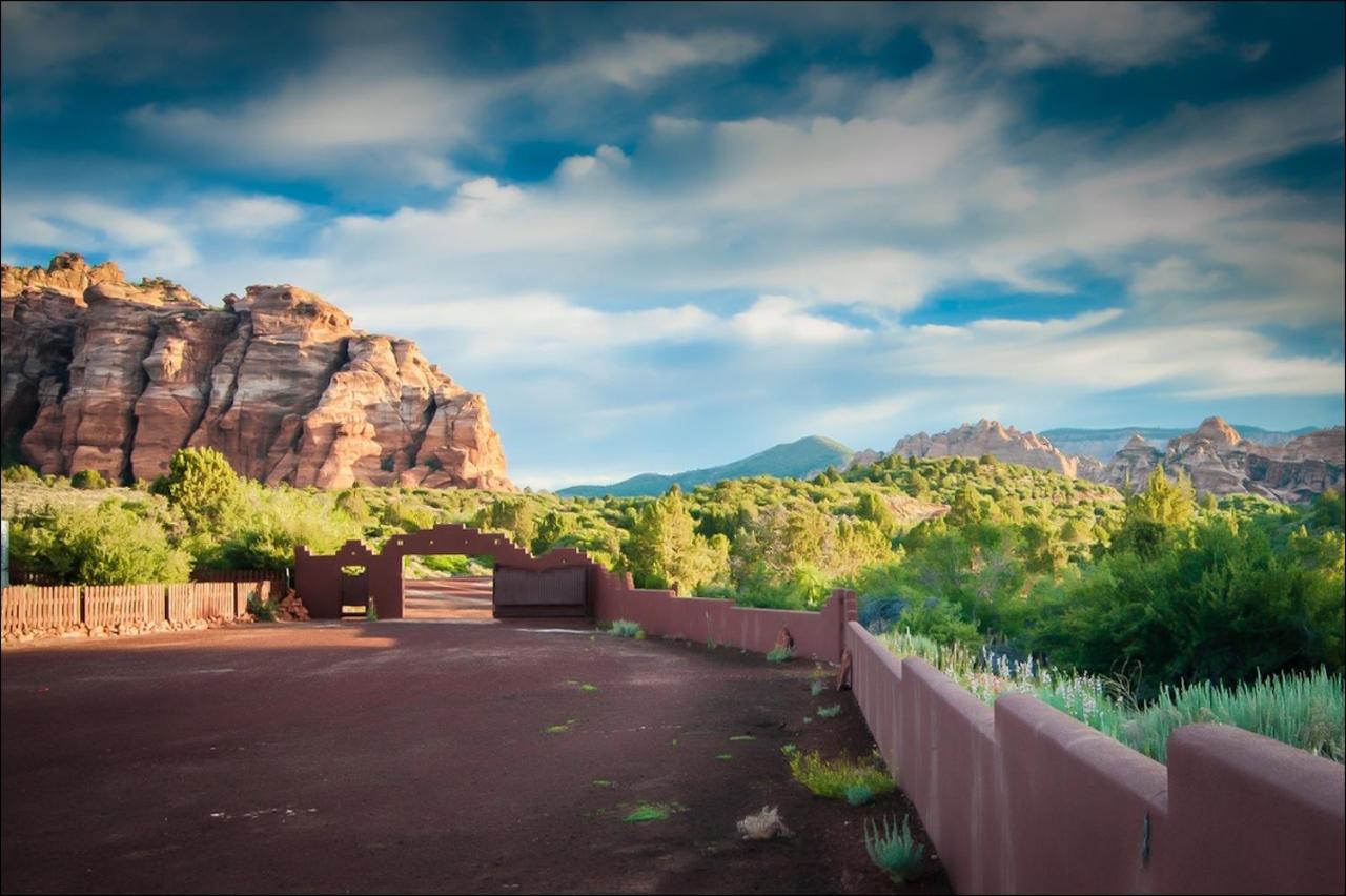  | Zion Villa