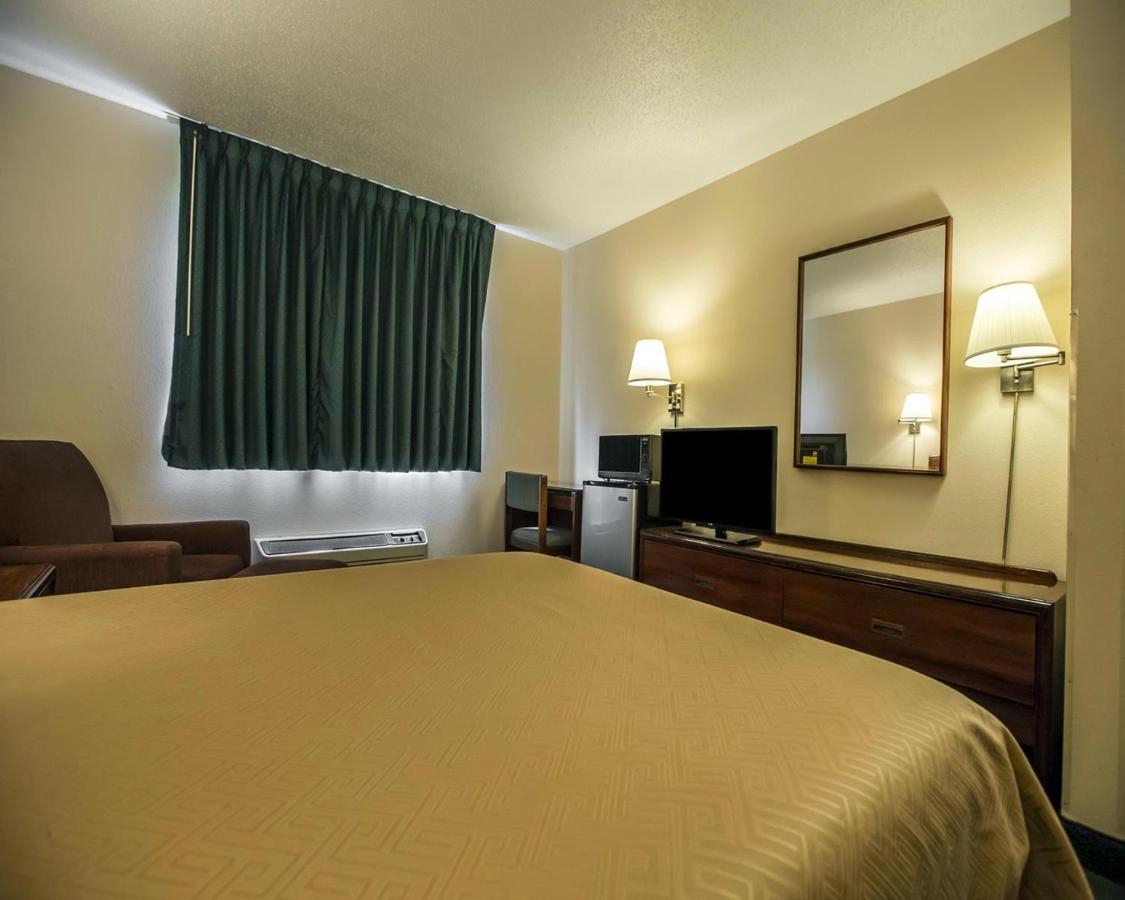 Queen Room with Two Queen Beds - Non-Smoking at Econo Lodge Princeton