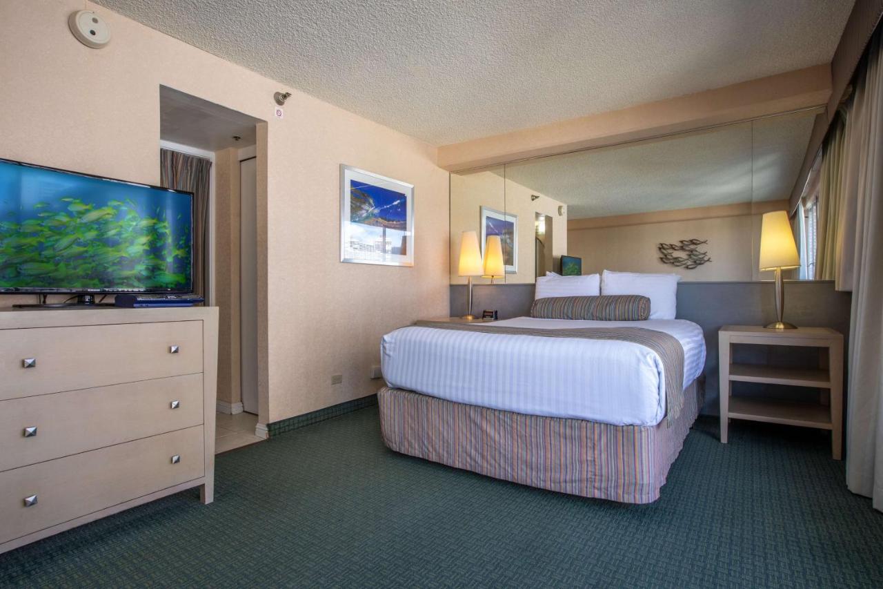 Deluxe Room at Aqua Aloha Surf Waikiki